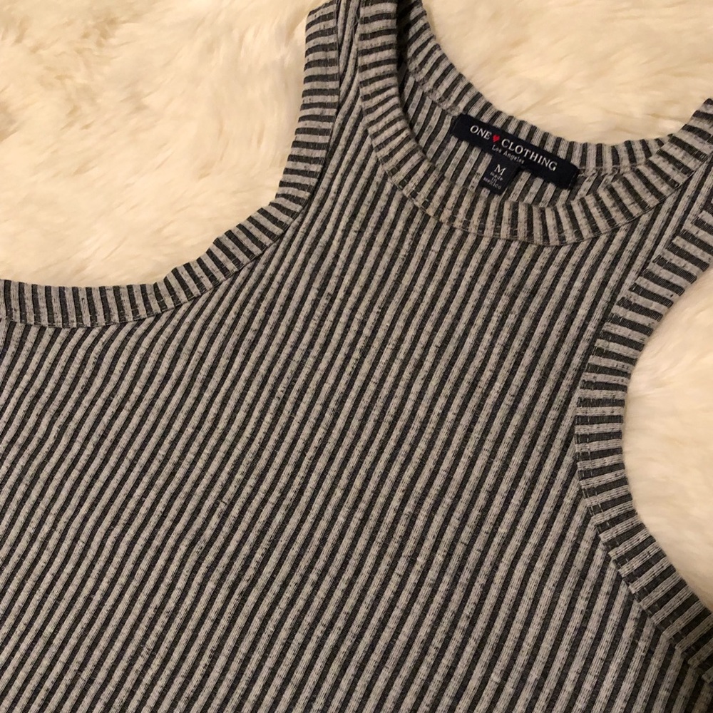 One Clothing Ribbed Tank Top - Picture 3 of 4